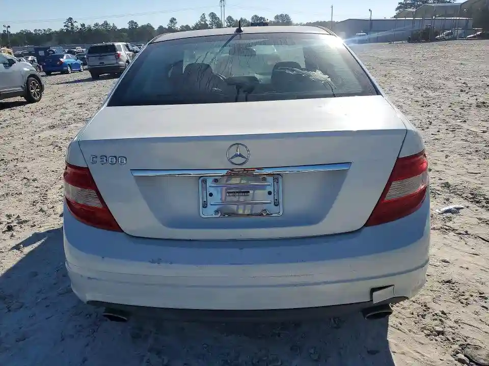 WDDGF5EB0AR107444 2010 MERCEDES-BENZ C-CLASS-5