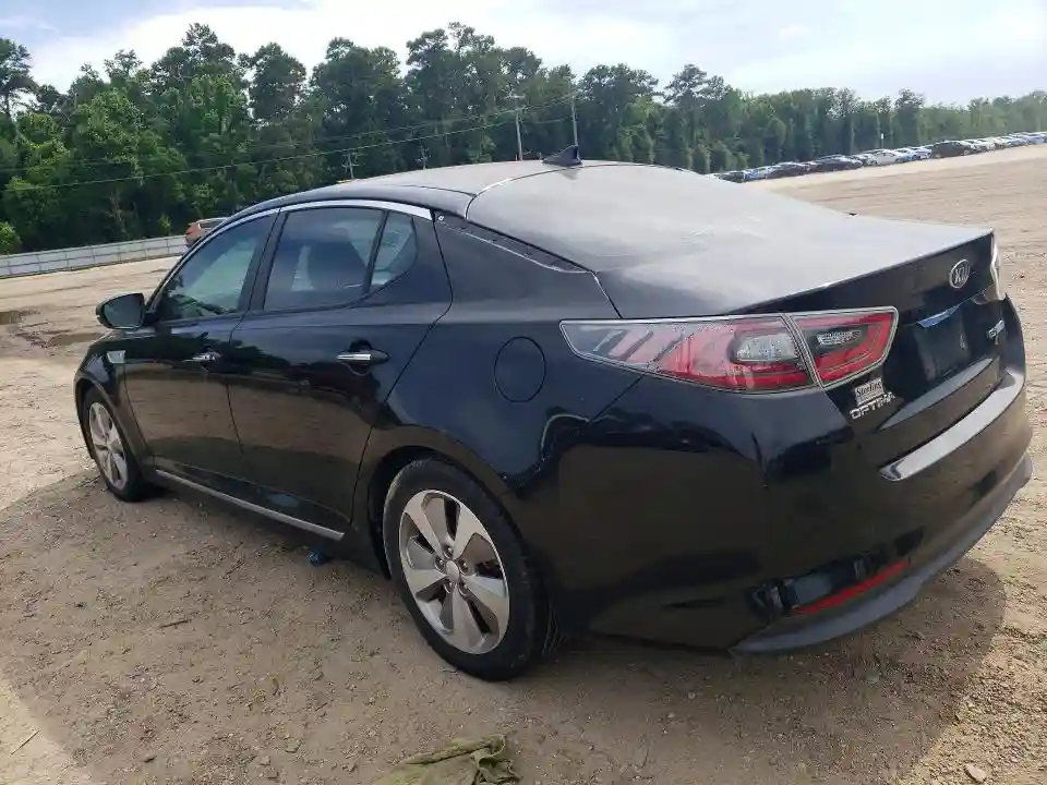 KNAGN4AD6G5093898 2016 KIA OPTIMA-1