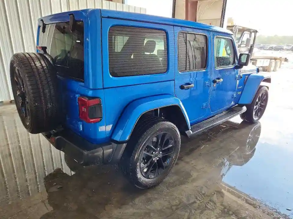 1C4JJXP68PW516781 2023 JEEP WRANGLER-2