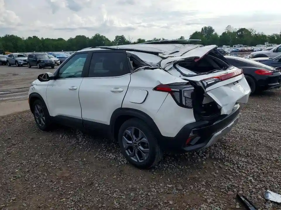 KNDEUCAA4R7584040 2024 KIA SELTOS-1