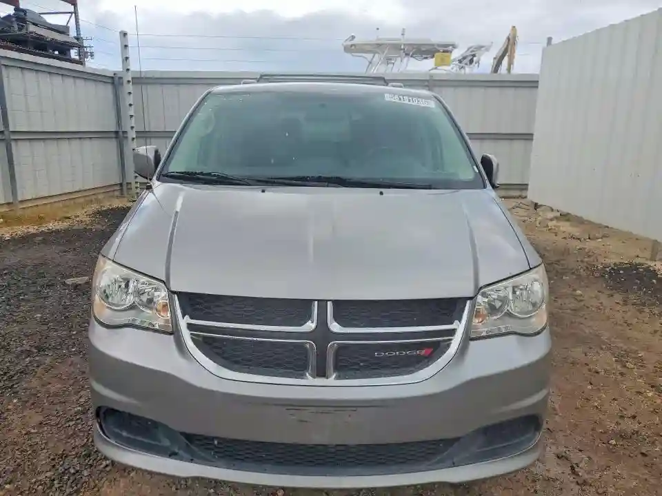 2C4RDGCG7GR371539 2016 DODGE CARAVAN-4