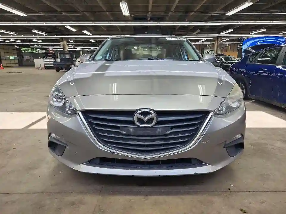 3MZBM1U78FM204123 2015 MAZDA 3-4