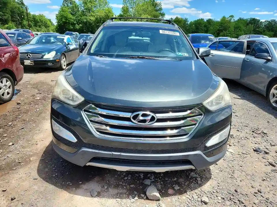 5XYZU3LB2EG154785 2014 HYUNDAI SANTA FE-4