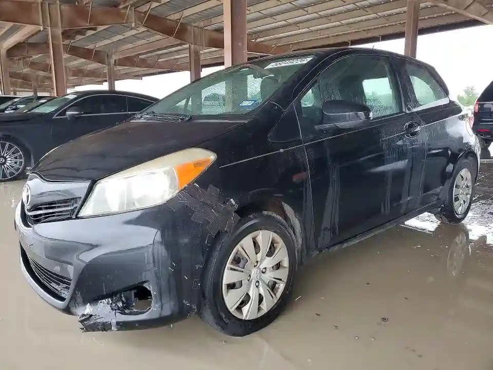 JTDJTUD33CD511724 2012 TOYOTA YARIS-0