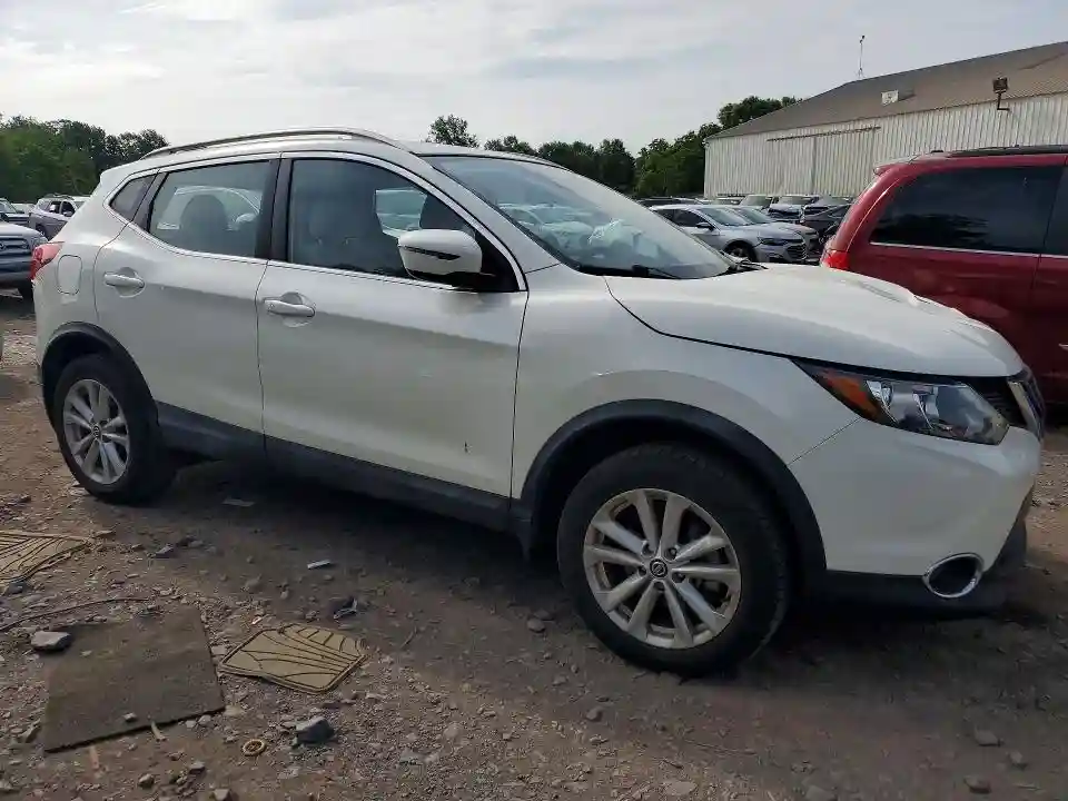 JN1BJ1CR4KW341815 2019 NISSAN ROGUE-3