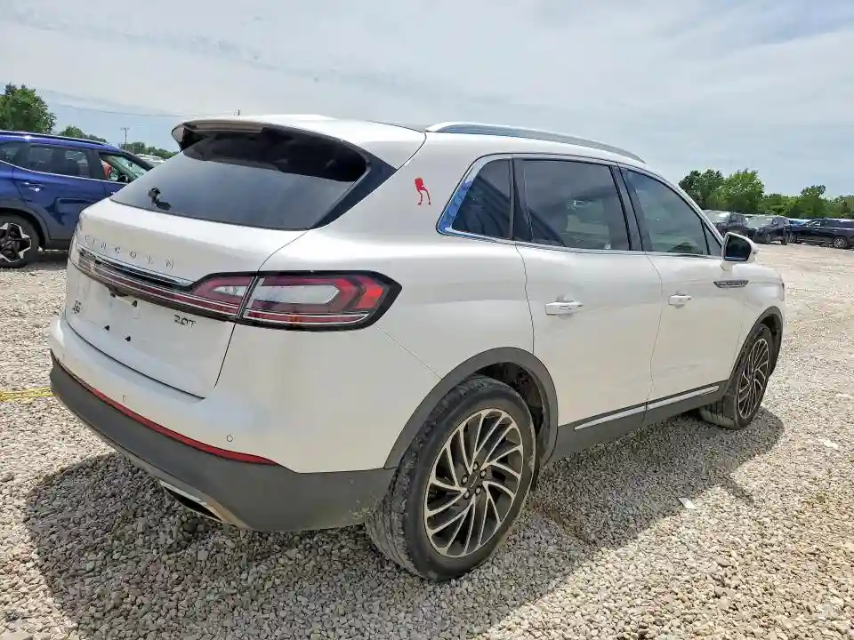 2LMPJ6L92KBL23430 2019 LINCOLN NAUTILUS-2