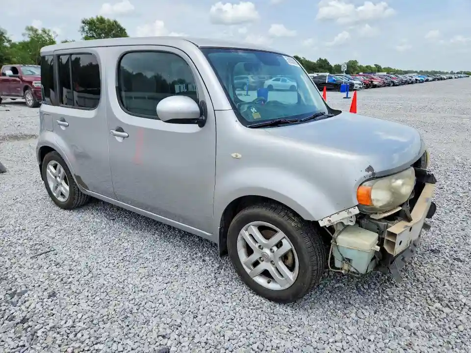 JN8AZ2KR9AT169827 2010 NISSAN CUBE-3