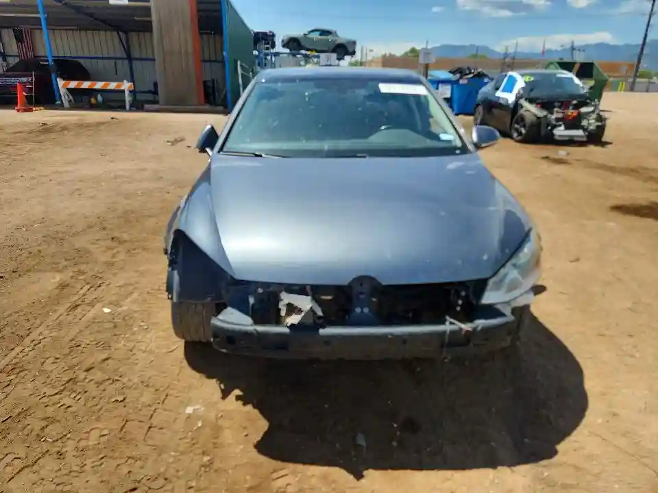 3VW217AU5HM038071 2017 VOLKSWAGEN GOLF-4