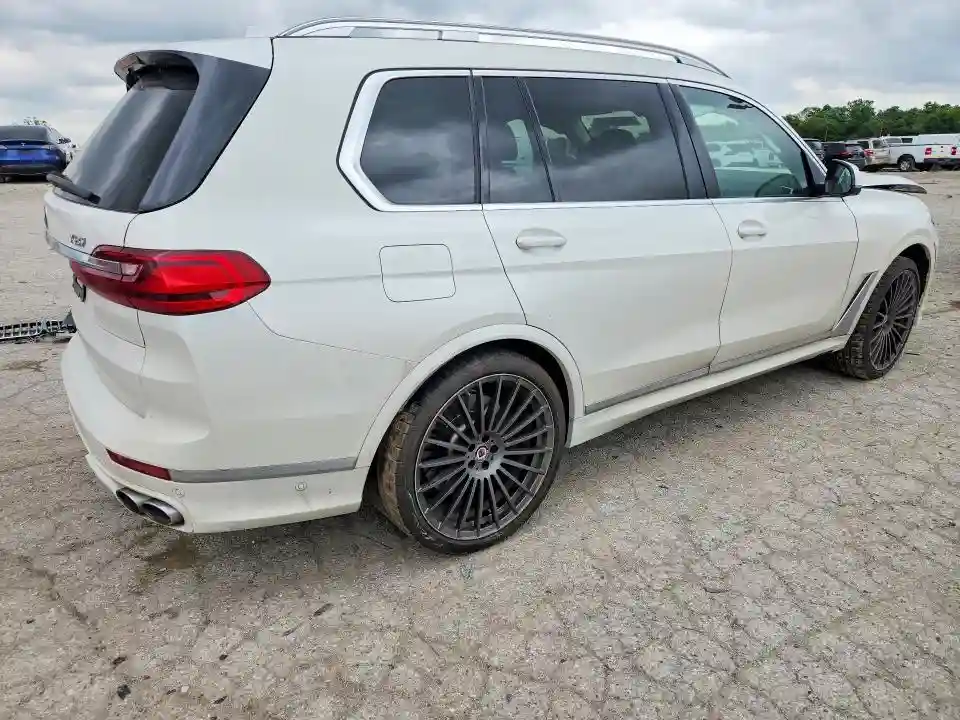 5UXCX6C11N9K47299 2022 BMW X7-2