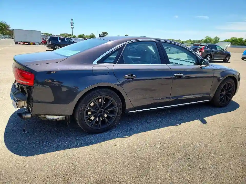 WAUAVAFD0CN037530 2012 AUDI A8-2