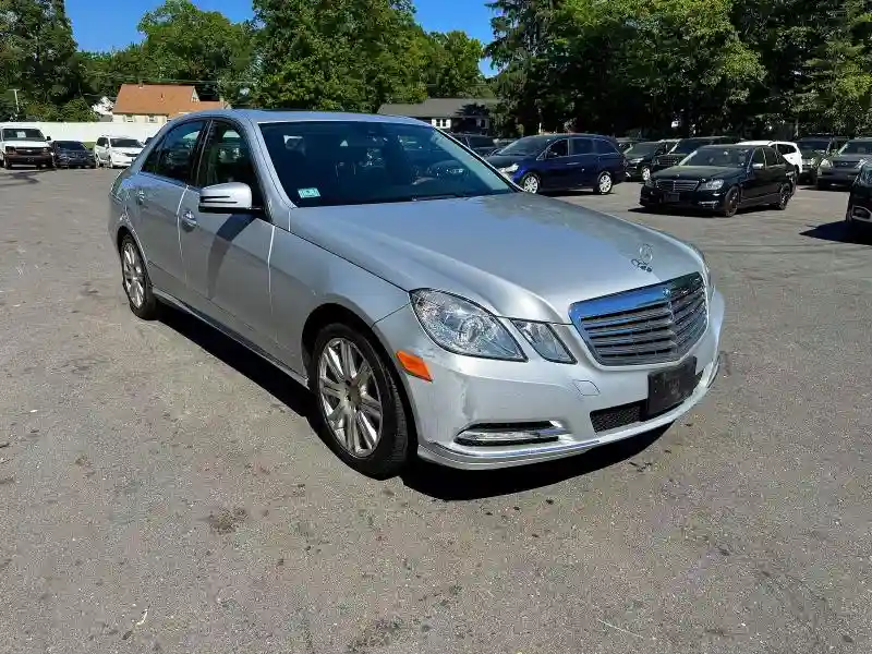 WDDHF8JB5DA766828 2013 MERCEDES-BENZ E-CLASS-3