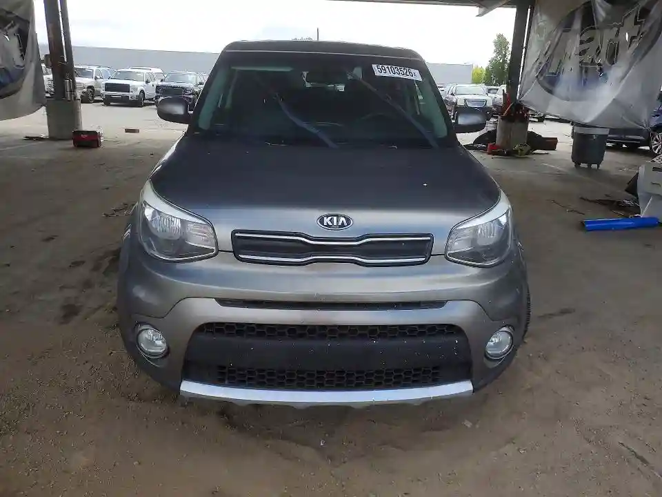 KNDJP3A5XJ7577011 2018 KIA SOUL-4