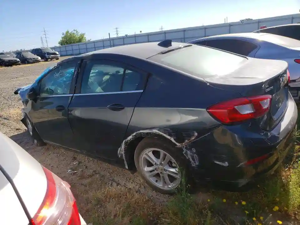 1G1BE5SM0J7204676 2018 CHEVROLET CRUZE-1