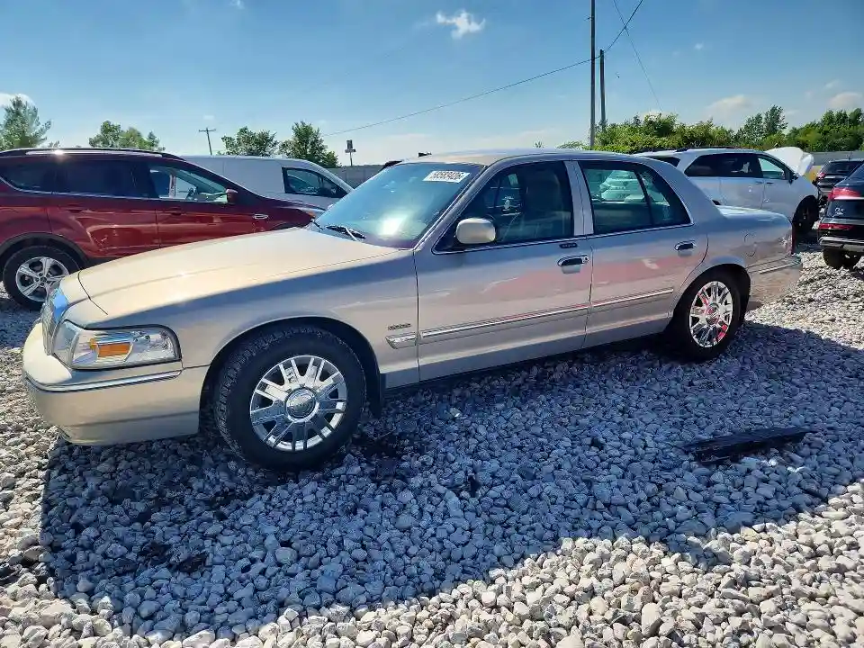 2MEBM7FV2AX630676 2010 MERCURY GRMARQUIS-0