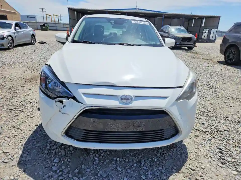 3MYDLBZV0GY117212 2016 SCION IA-4