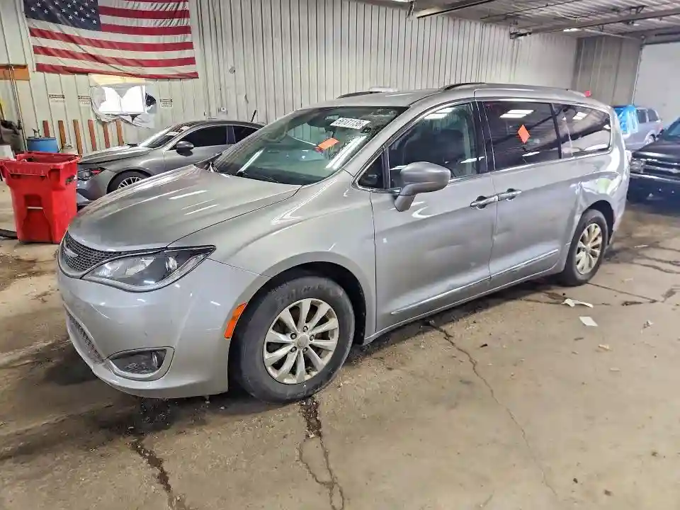2C4RC1BG3HR539583 2017 CHRYSLER PACIFICA-0