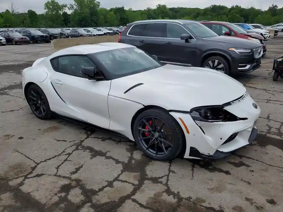 WZ1DB0G05TW074003 2026 TOYOTA GR SUPRA 3-3