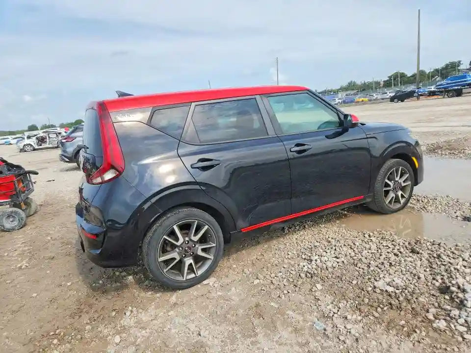 KNDJ63AU9L7106724 2020 KIA SOUL-2
