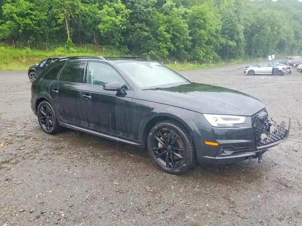 WA19NAF4XJA189898 2018 AUDI A4-3