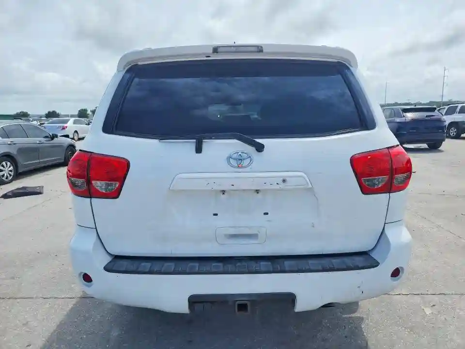 5TDZM5G14BS003085 2011 TOYOTA SEQUOIA-5