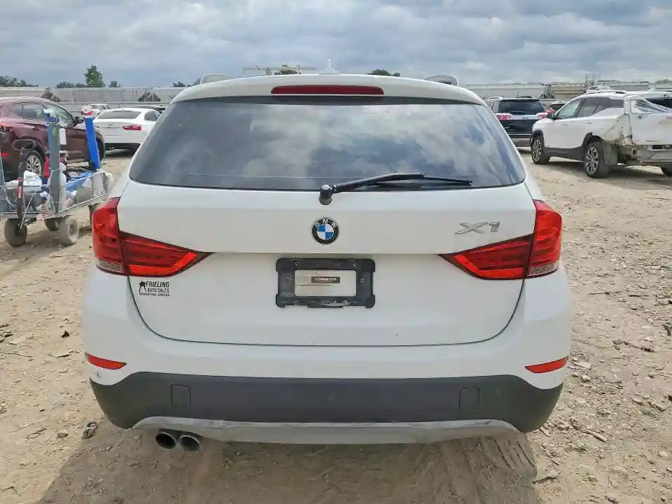 WBAVL1C50EVY20659 2014 BMW X1-5