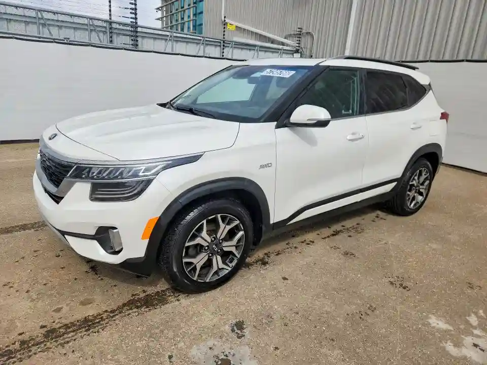 KNDERCAA3M7071422 2021 KIA SELTOS-0
