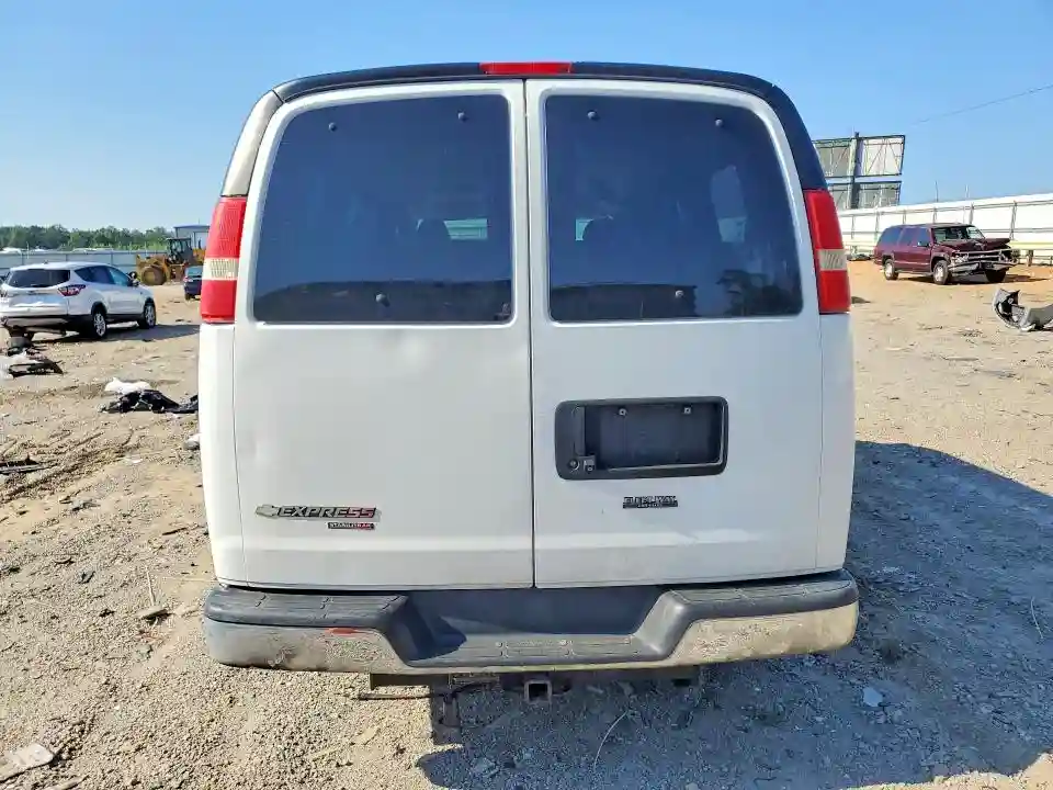 1GAZGMFG5G1167837 2016 CHEVROLET EXPRESS-5