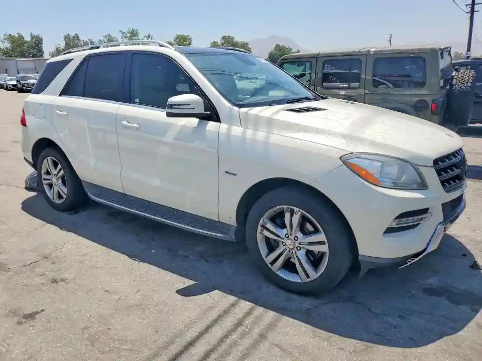 4JGDA2EB6CA011566 2012 MERCEDES-BENZ M-CLASS-3