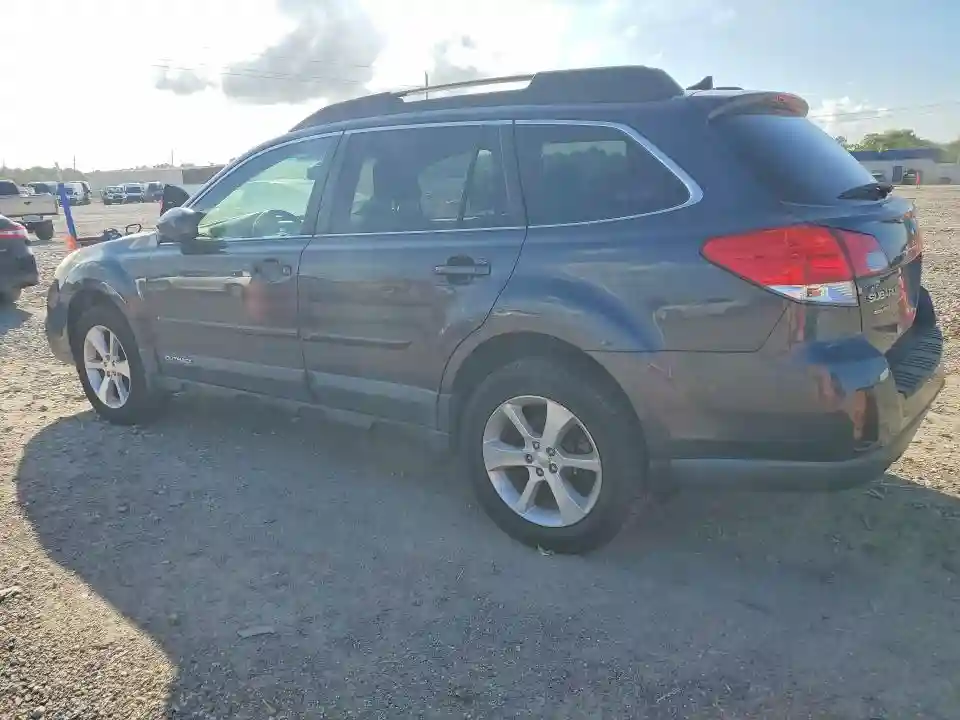 4S4BRBLC2D3228002 2013 SUBARU OUTBACK-1