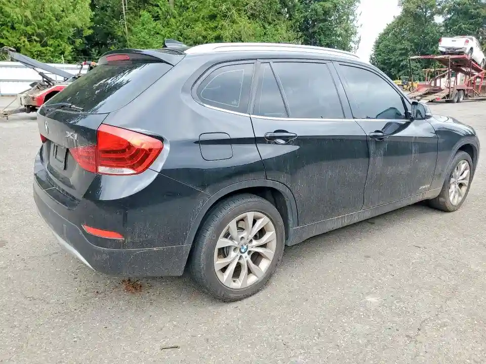 WBAVL1C50DVR91832 2013 BMW X1-2
