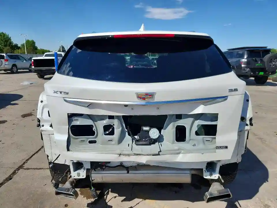 1GYKNDRS0KZ216154 2019 CADILLAC XT5-5