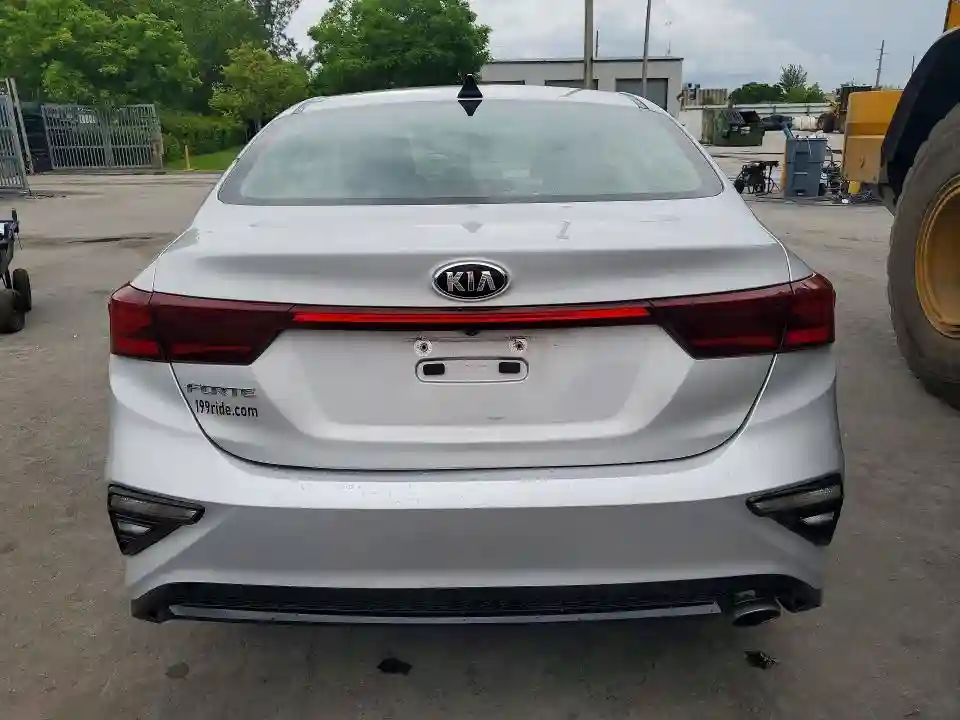 3KPF24ADXKE090832 2019 KIA FORTE-5