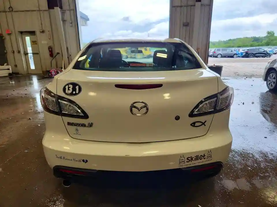 JM1BL1SF4A1197256 2010 MAZDA 3-5