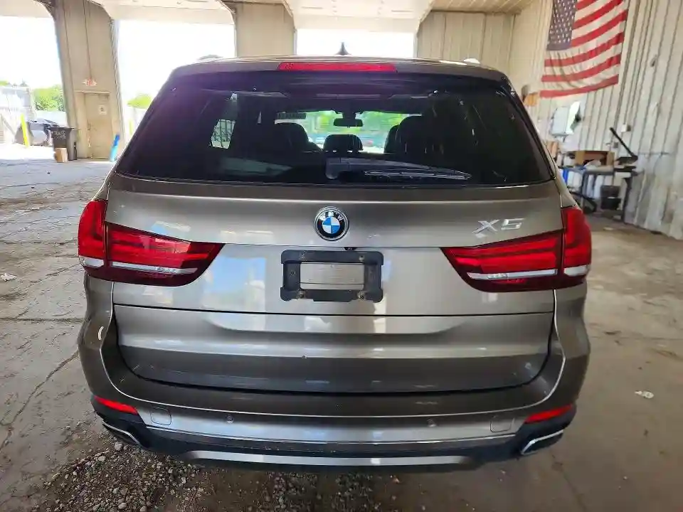 5UXKR0C52J0X98264 2018 BMW X5-5