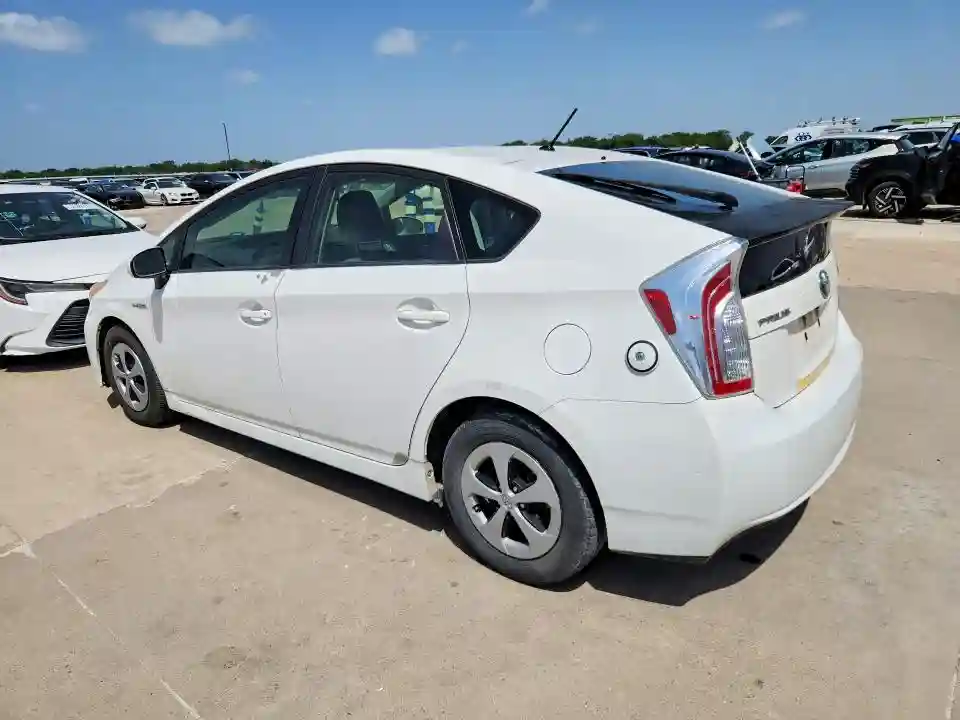JTDKN3DU6C1582385 2012 TOYOTA PRIUS-1