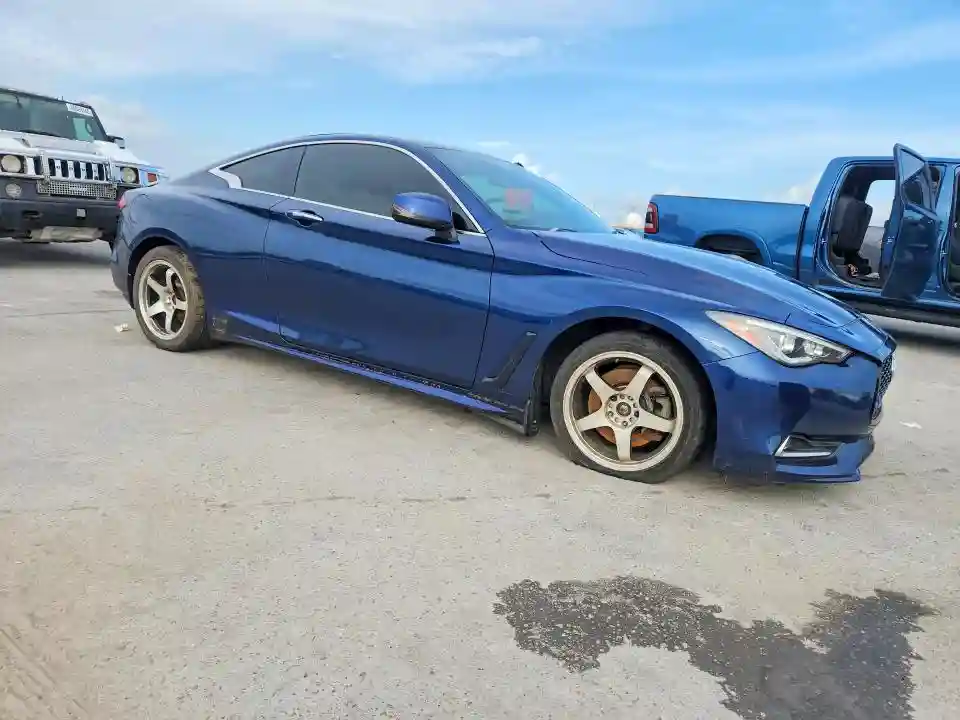 JN1EV7ELXHM553877 2017 INFINITI Q60-3