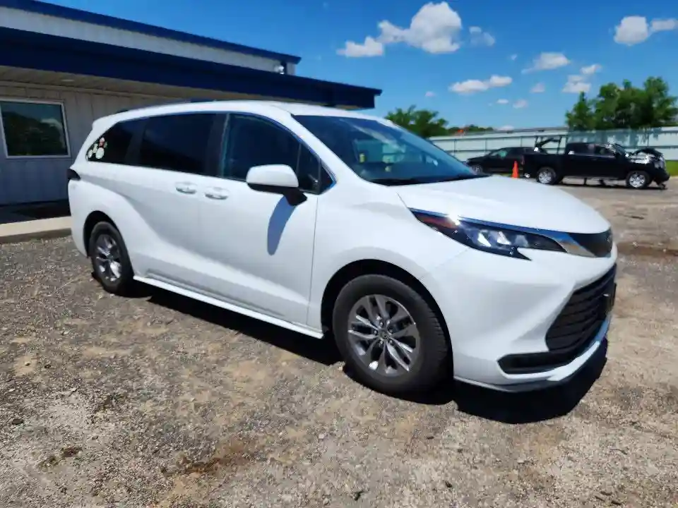 5TDKRKECXNS126626 2022 TOYOTA SIENNA-3