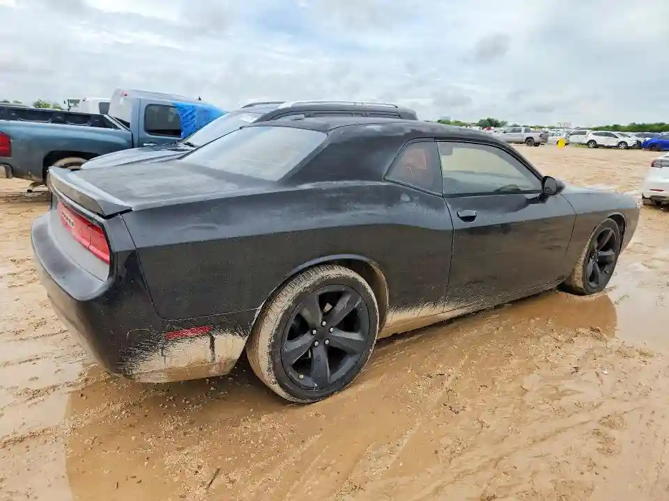 2C3CDYBT5DH679468 2013 DODGE CHALLENGER-2