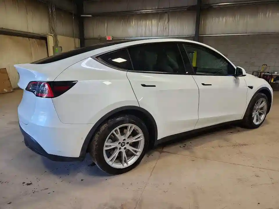 5YJYGDED2MF109150 2021 TESLA MODEL Y-2