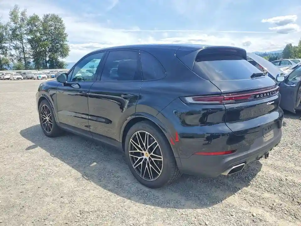WP1AA2AY2RDA10535 2024 PORSCHE CAYENNE-1