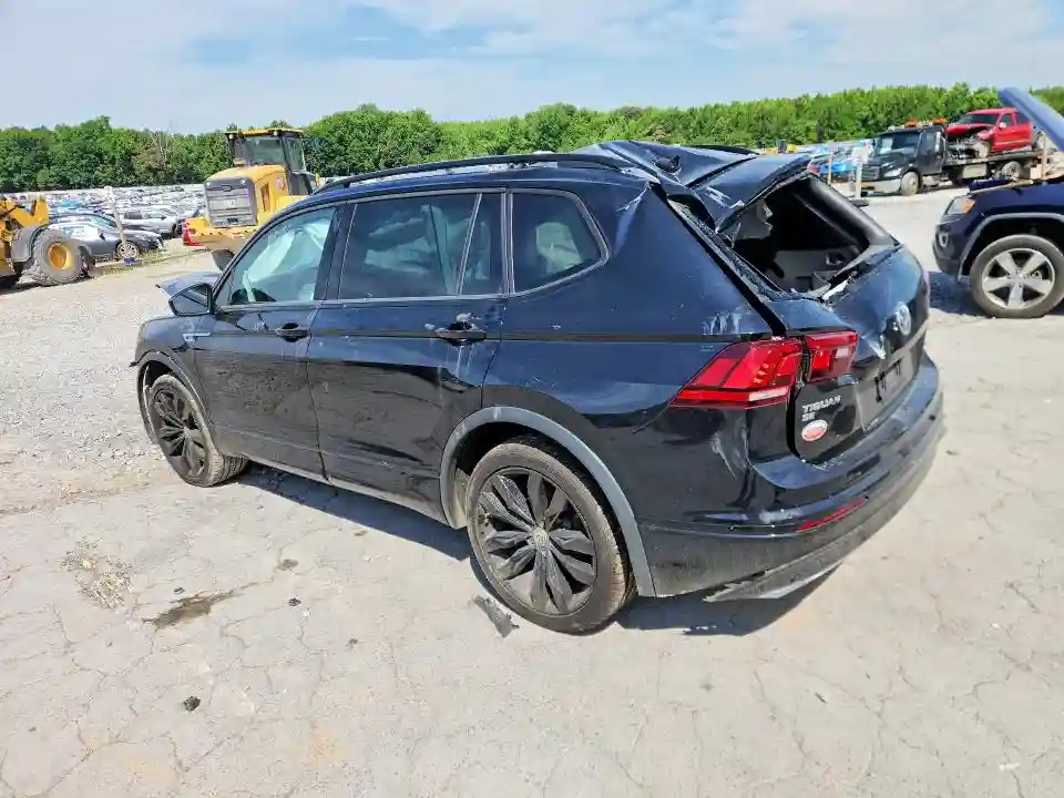 3VV2B7AX9MM148630 2021 VOLKSWAGEN TIGUAN-1