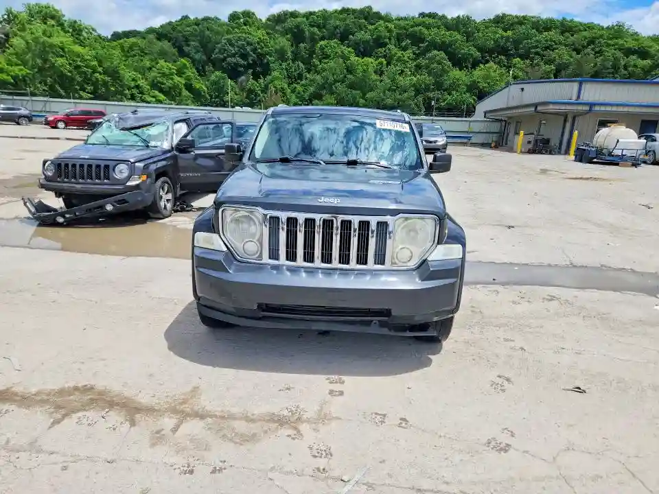 1J4PN2GK0BW509535 2011 JEEP LIBERTY-4