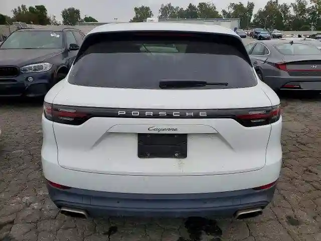 WP1AA2AY1KDA10970 2019 PORSCHE CAYENNE-5
