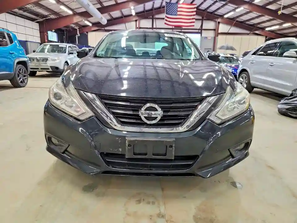 1N4AL3AP1HC194594 2017 NISSAN ALTIMA-4