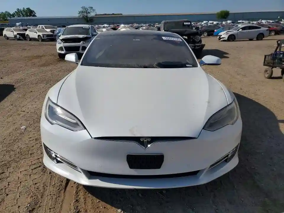 5YJSA1E20JF289714 2018 TESLA MODEL S-4