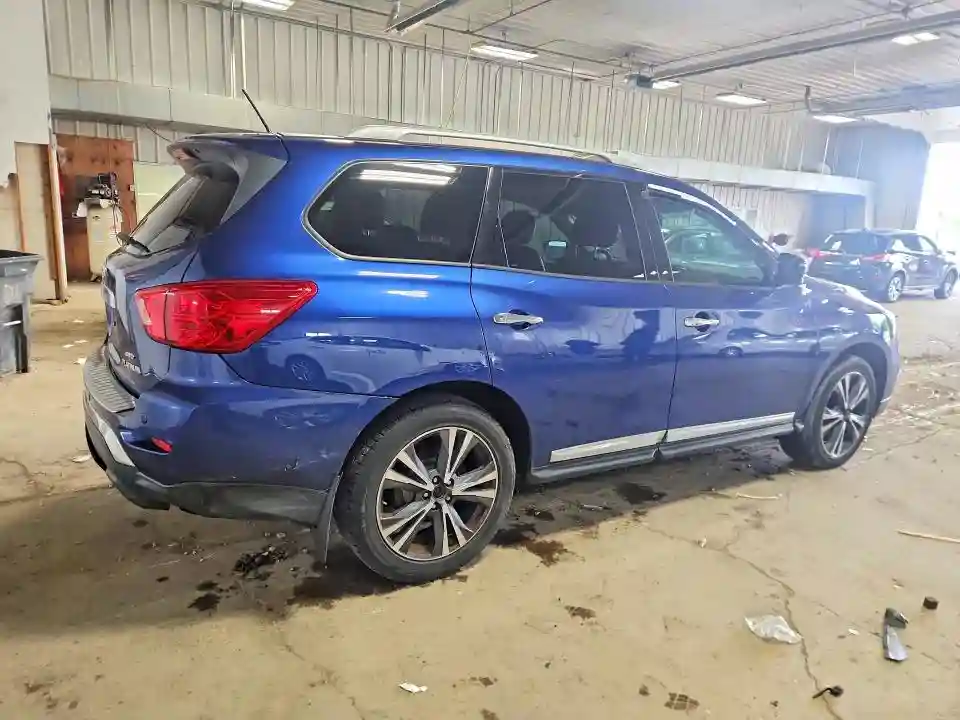 5N1DR2MMXHC683928 2017 NISSAN PATHFINDER-2