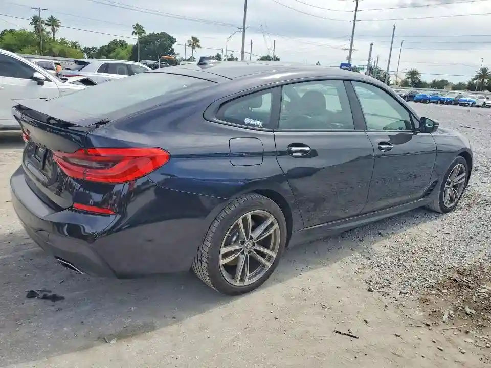 WBAJV6C50JBK06986 2018 BMW 6 SERIES-2
