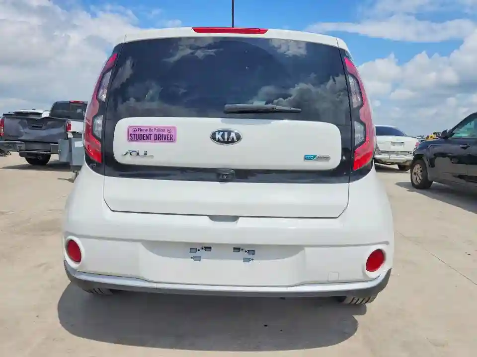 KNDJP3AE8H7021306 2017 KIA SOUL EV EV-5