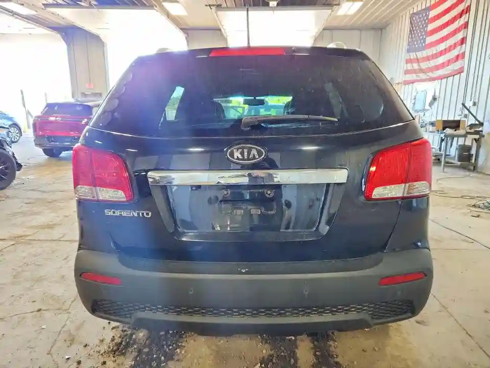 5XYKT3A62CG304899 2012 KIA SORENTO-5