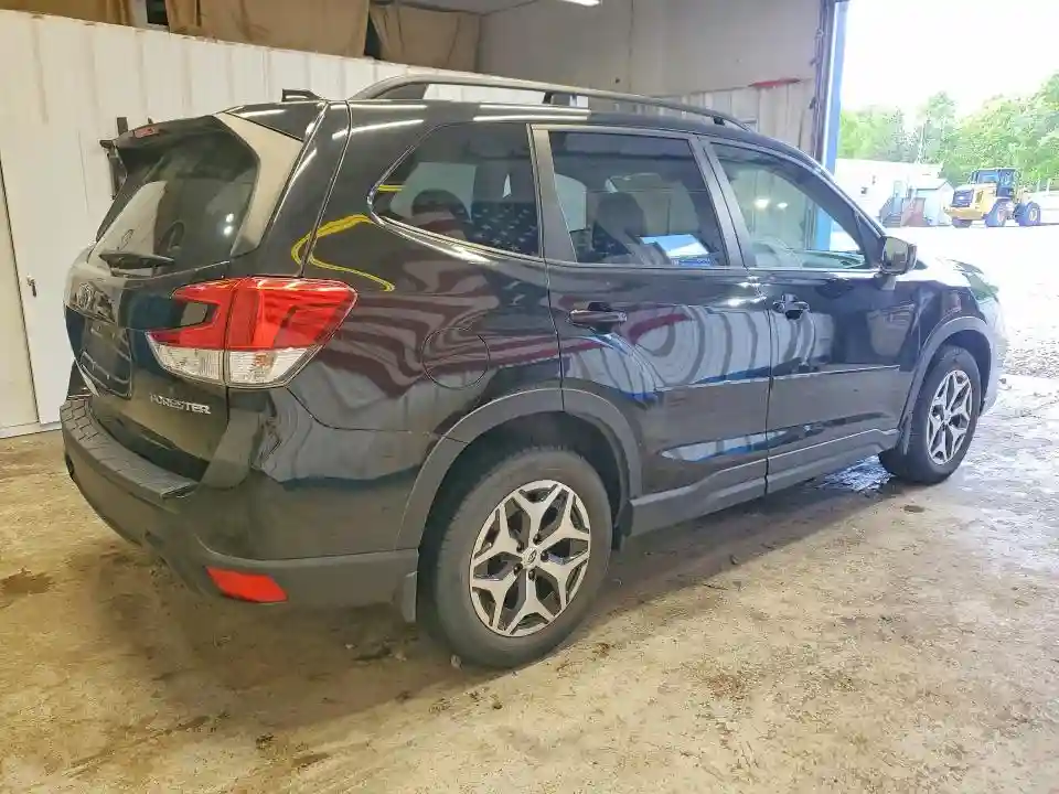 JF2SKAEC8KH459939 2019 SUBARU FORESTER-2